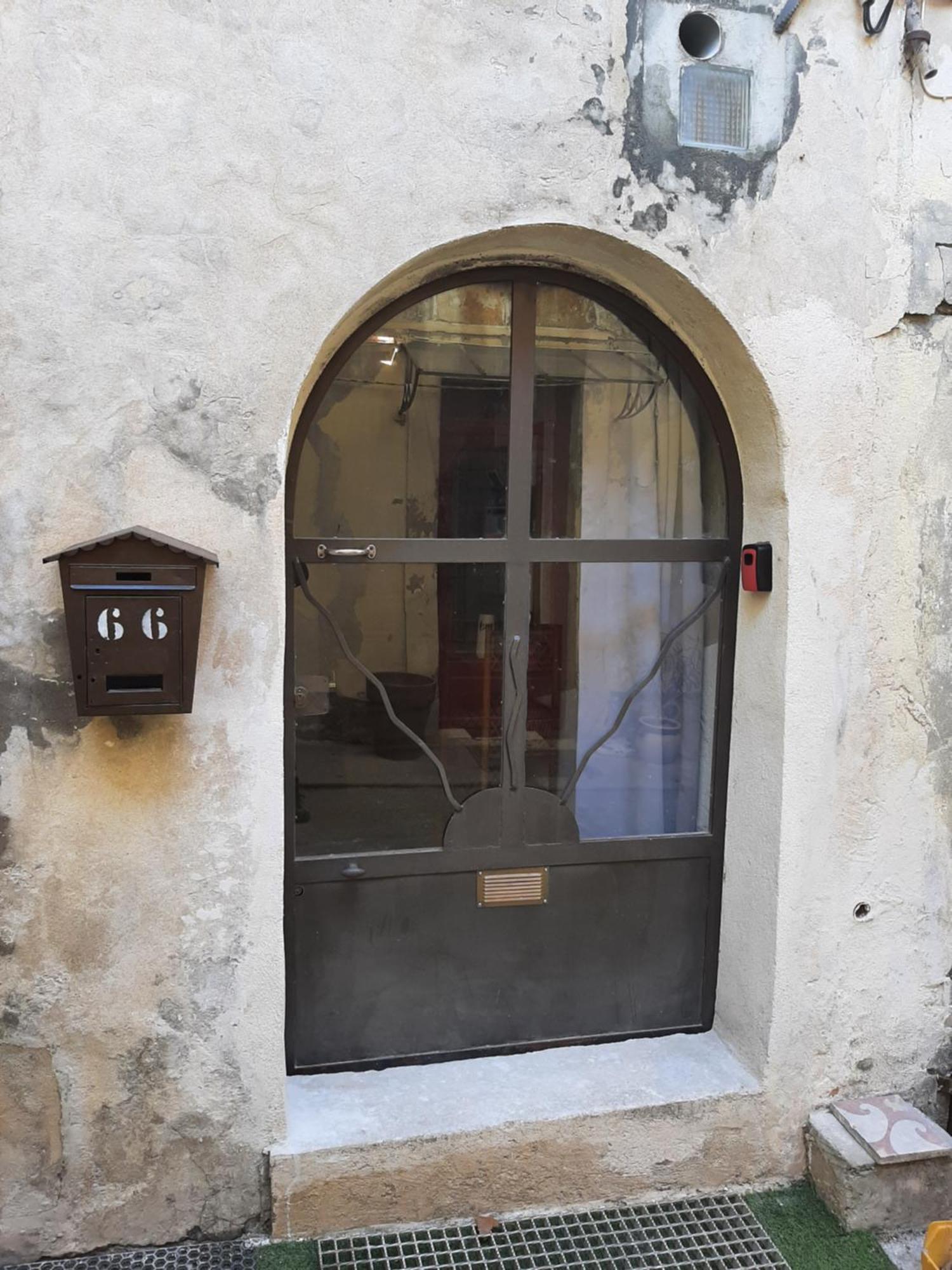 L Oustau Des Arenes Apartment Arles Luaran gambar